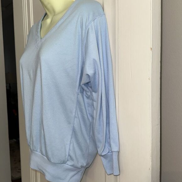 Vtg 70s/80s Sears Light Blue V Neck Polyester/Cotton Knit Top with 3/4 Sleeves - Picture 5 of 8